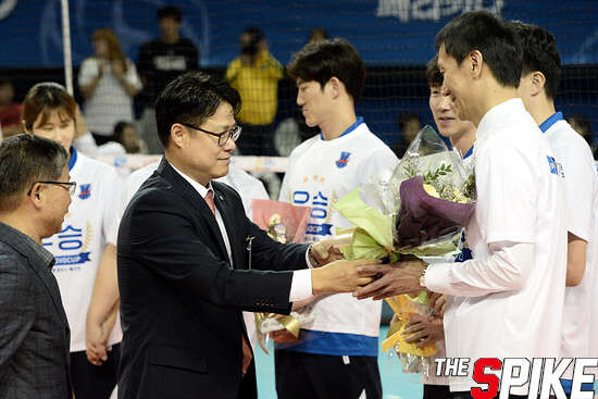 spike20161003-62.jpg