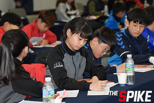 S171201YW202.jpg