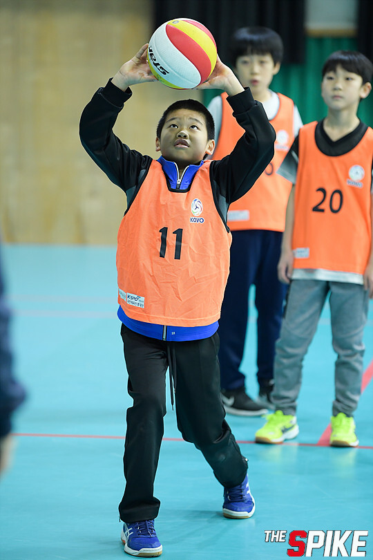 S171202YW162.jpg