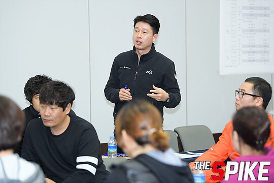 S171202YW197.jpg