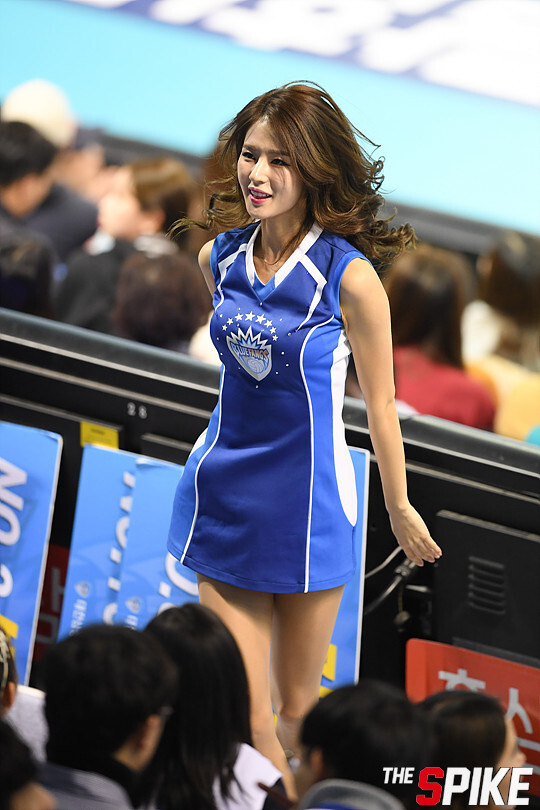 S171210YW75.jpg