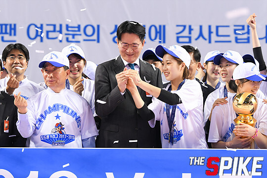 180327YW51.jpg