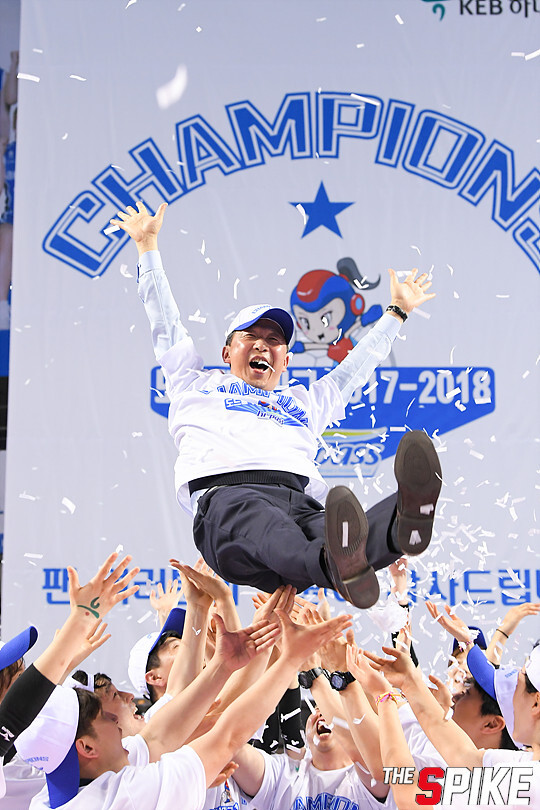 180327YW60.jpg