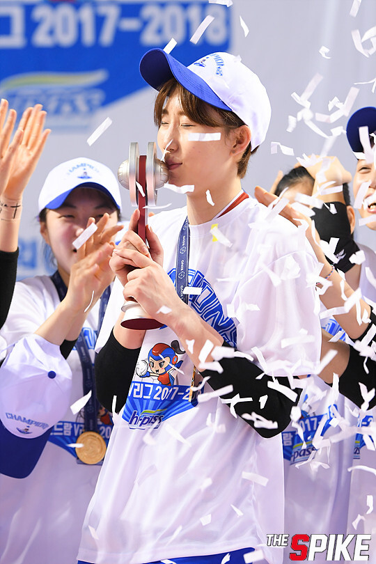 180327YW74.jpg