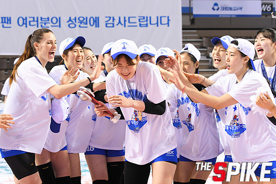 180327YW68.jpg