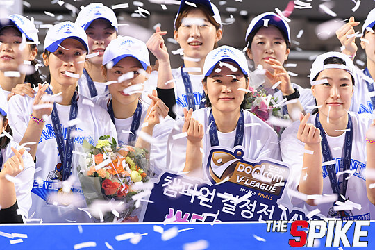 180327YW44.jpg