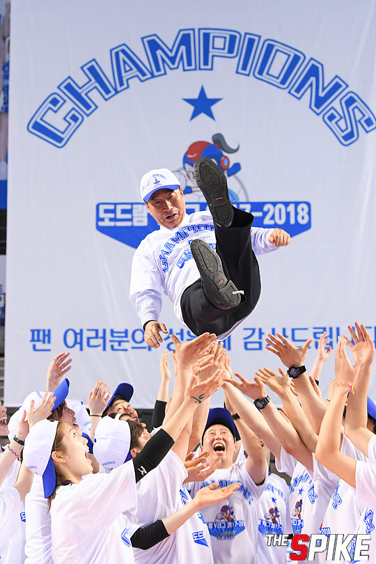 180327YW54.jpg