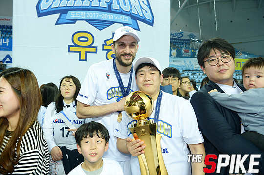 S180330YW40.jpg