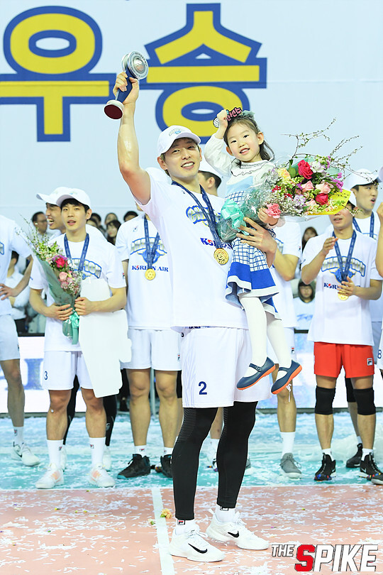 S180330YW121.jpg