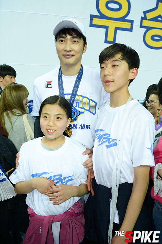 S180330YW45.jpg