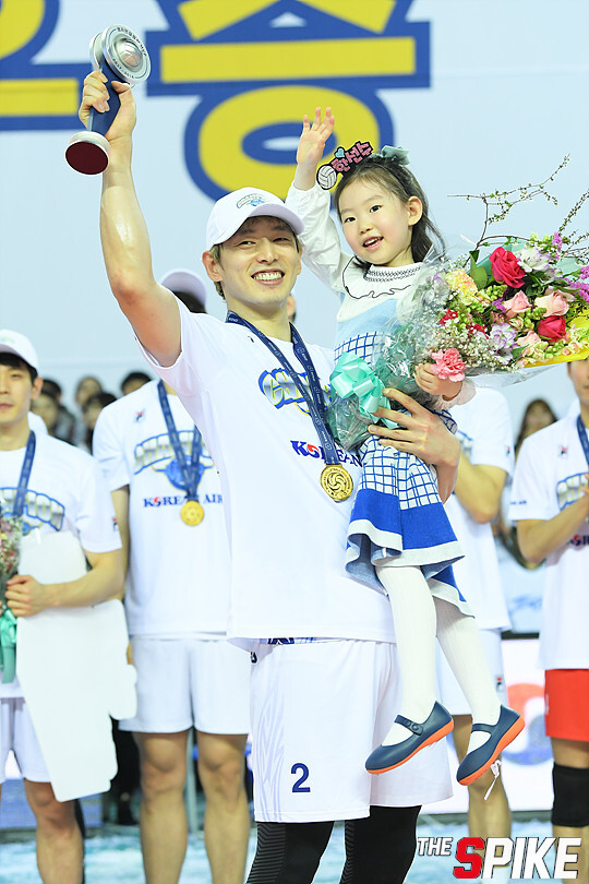 S180330YW117.jpg