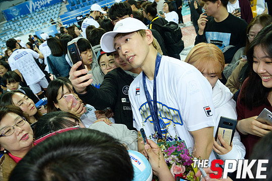 S180330YW51.jpg