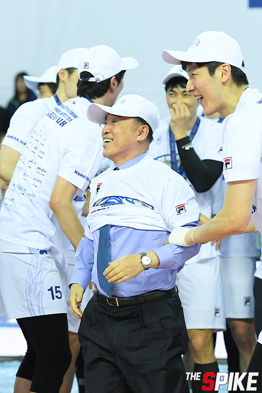 S180330YW106.jpg