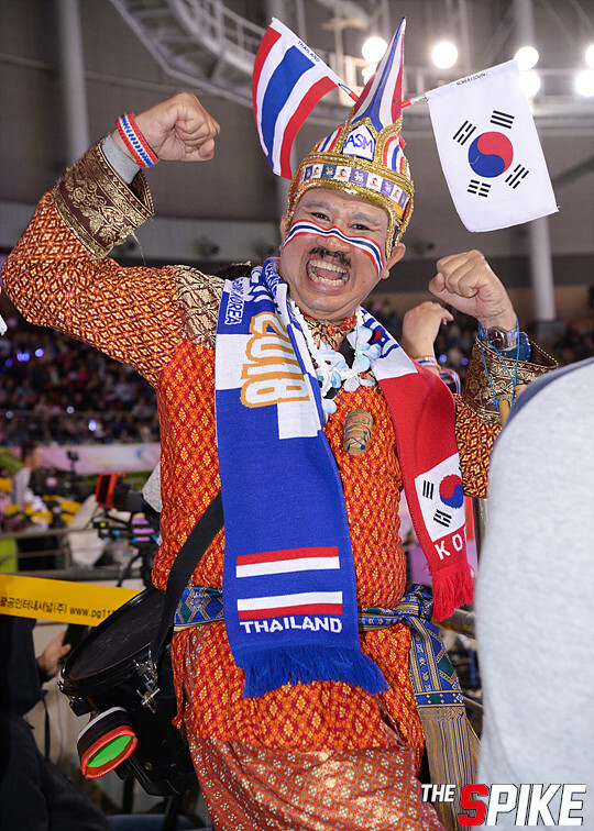 S180409YW38.jpg