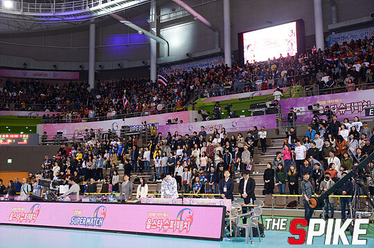 S180409YW22.jpg