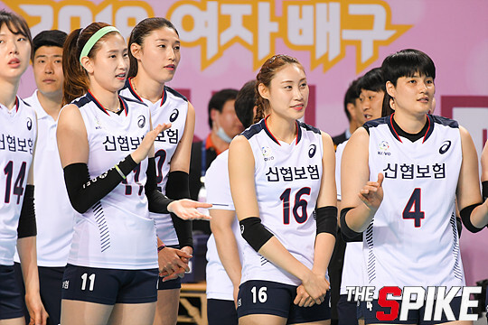 S180409YW58.jpg