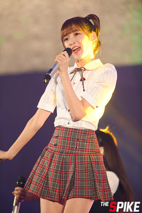 S180409YW332.jpg
