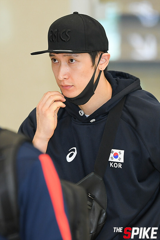 S180612YW16.jpg