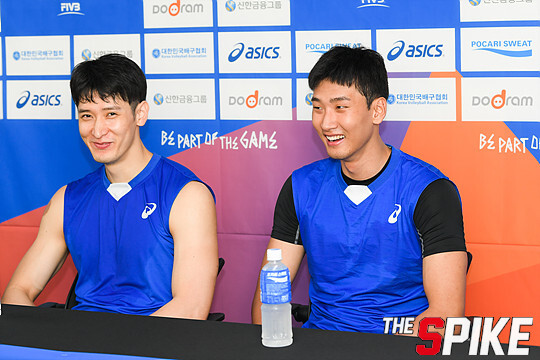 S1806014YW13.jpg