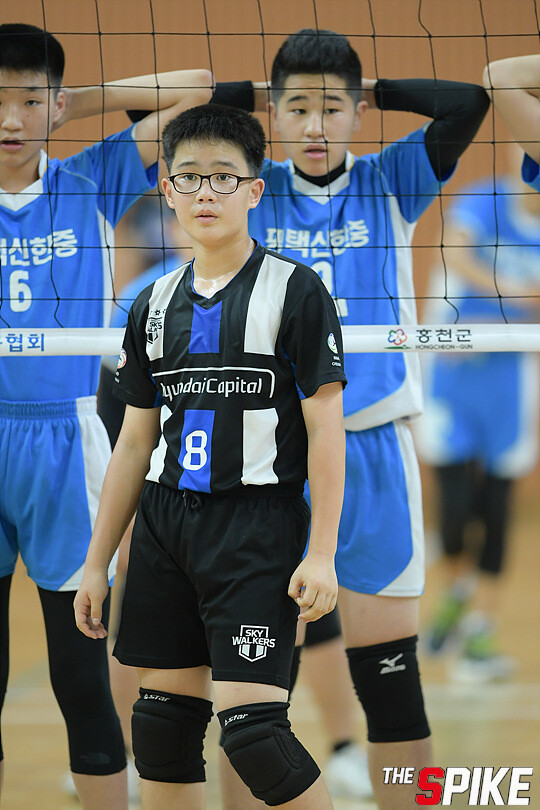 S180726YW181.jpg