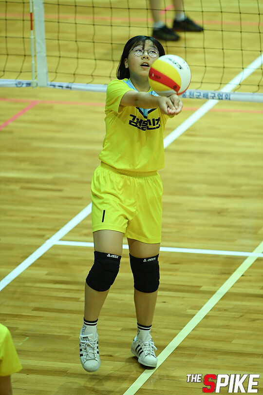 S180726YW128.jpg