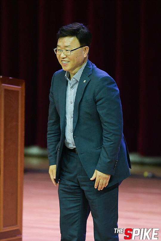 S180726YW471.jpg