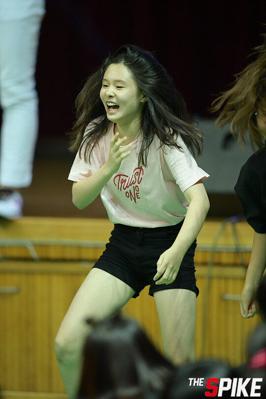S180726YW4107.jpg