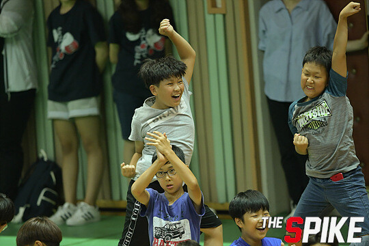S180726YW470.jpg