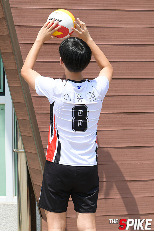 S180727YW46.jpg