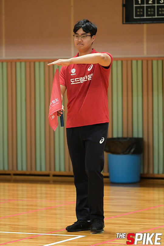 S180727YW62.jpg