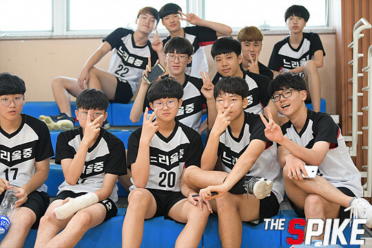 S180727YW42.jpg
