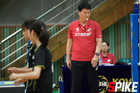 S180727YW60.jpg