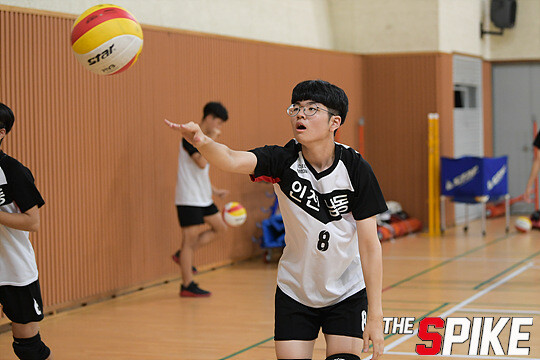 S180727YW27.jpg