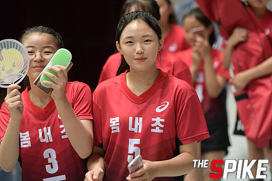 S180727YW302.jpg