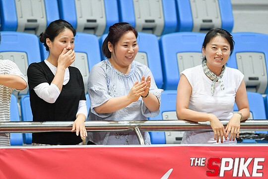 S180727YW757.jpg