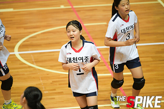 S180727YW768.jpg
