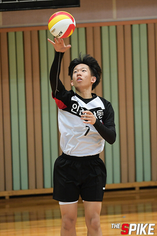 S180727YW525.jpg