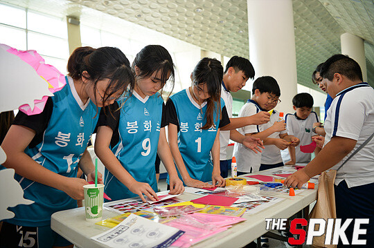 S180727YW590.jpg