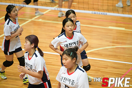 S180727YW703.jpg