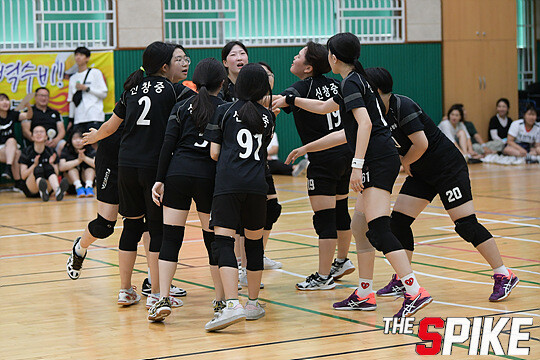 S180727YW558.jpg