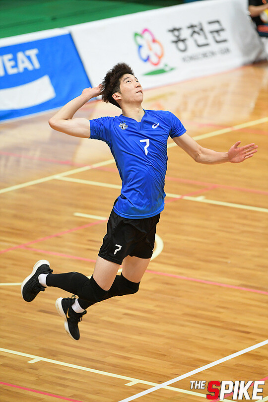 S180727yYW83.jpg