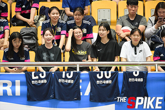 S180727yYW02.jpg