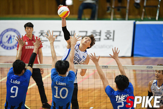 S180727yYW76.jpg