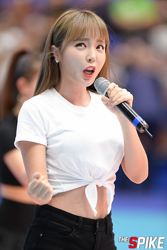S180909YW30.jpg