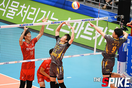 S180909YW317.jpg