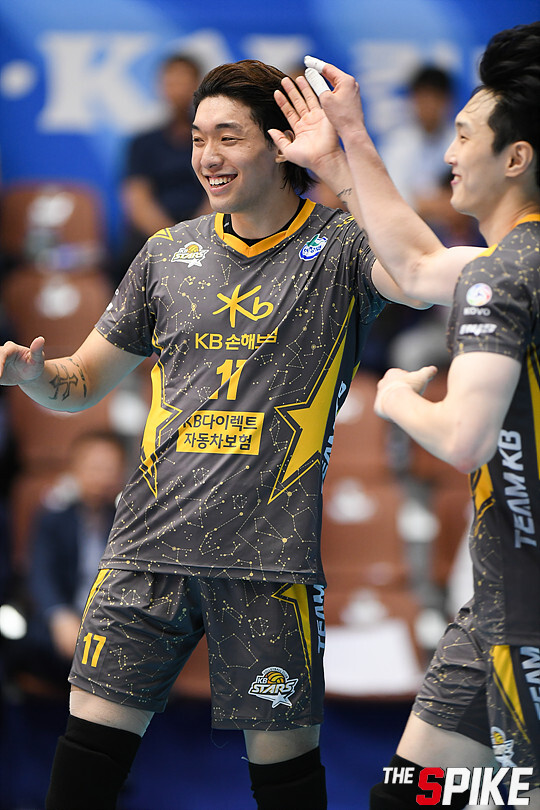 S180909YW387.jpg