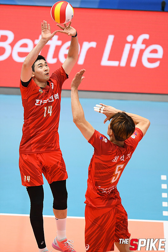 S180909YW359.jpg