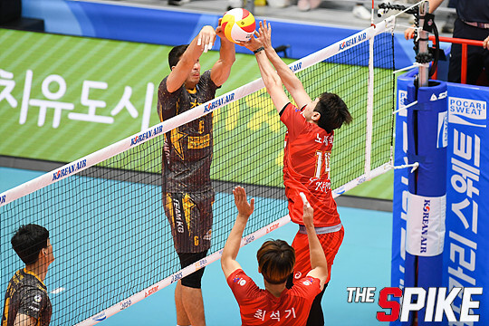 S180909YW355.jpg