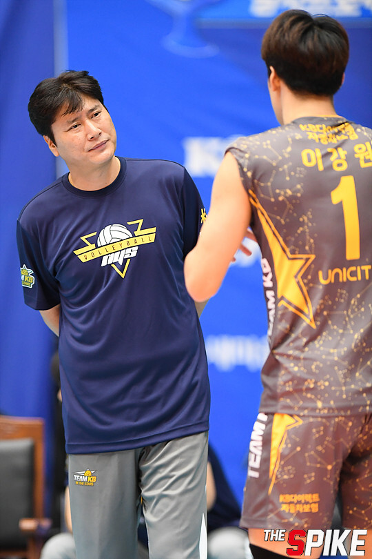 S180909YW395.jpg
