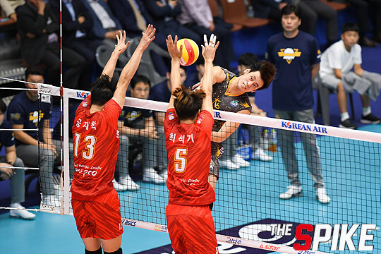S180909YW327.jpg